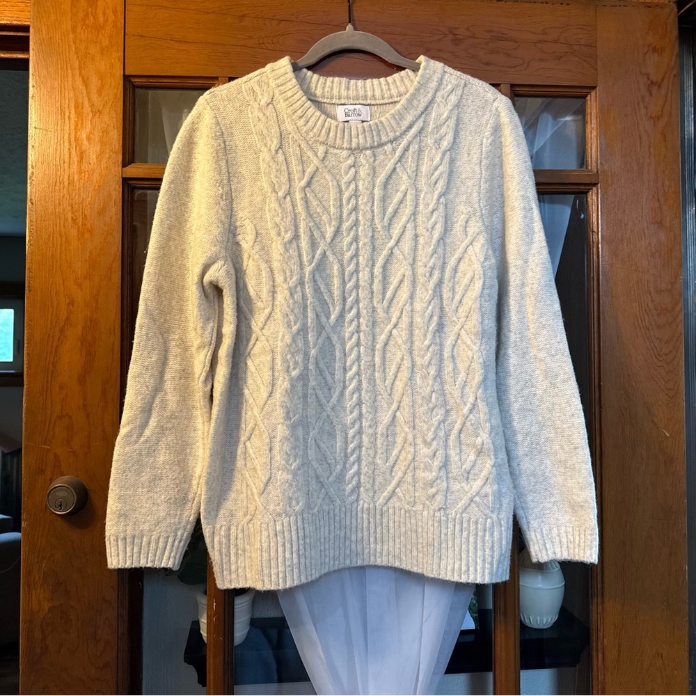 Croft & Barrow Light Gray Cable Knit Sweater